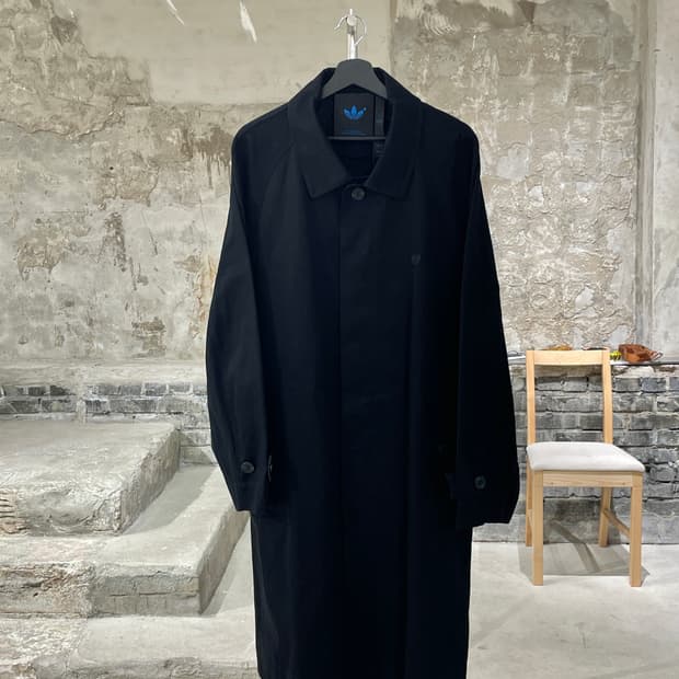아디다스 블랙 파이어버드 ess mt 코트