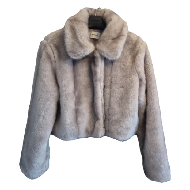 베이지 퍼자켓 (착샷o)