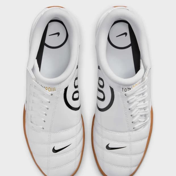 나이키 토탈 90 W - 화이트:메탈릭 245 운동화