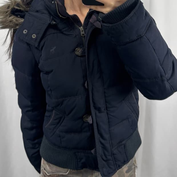 아베크롬비 울프죠 네이비 크롭 패딩 자켓