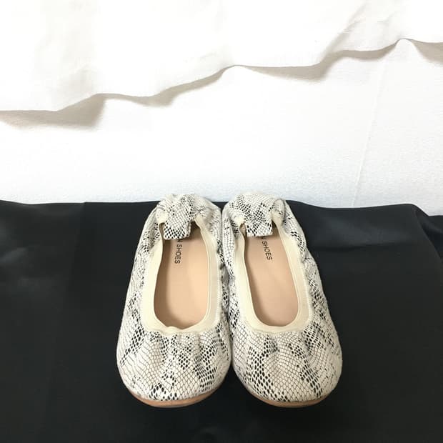 파이톤 뱀피 셔링 플랫슈즈