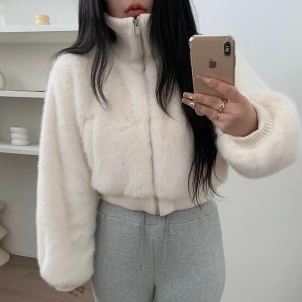 새상품) 데이지투엘 아이보리 퍼 자켓