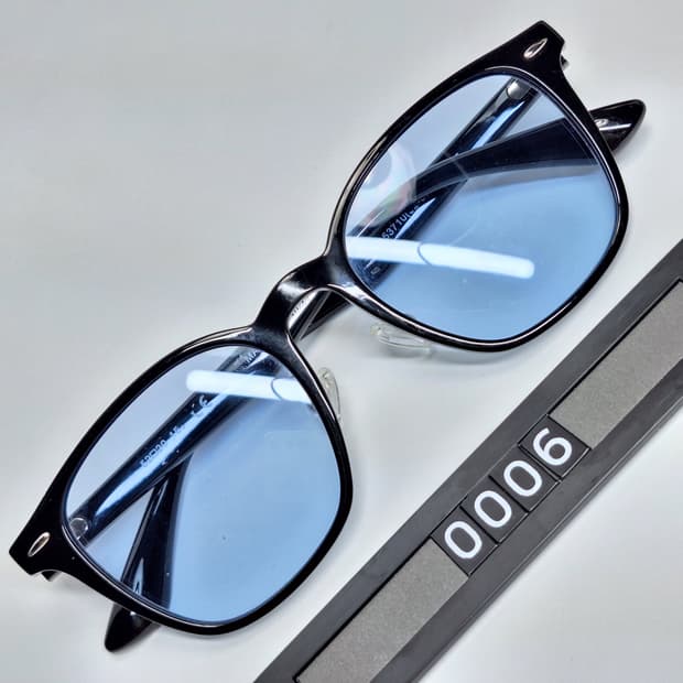 유니클로 블랙 스퀘어 선글라스 겸 안경테 361-453710 일본 수입 