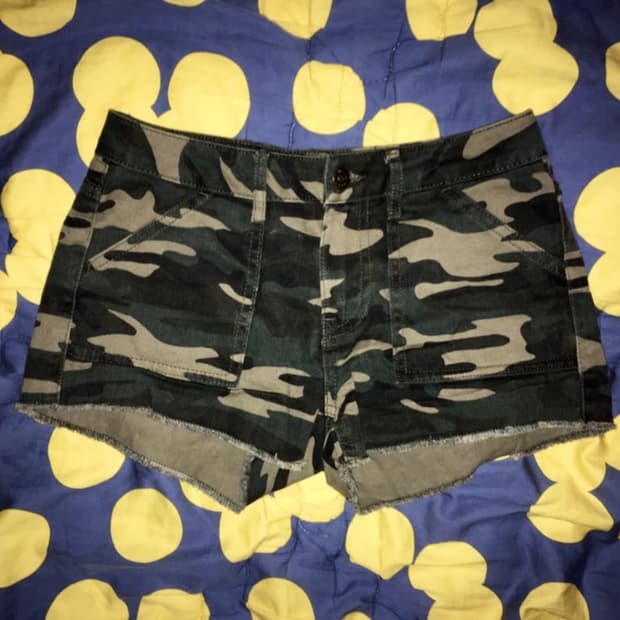 Military short pants