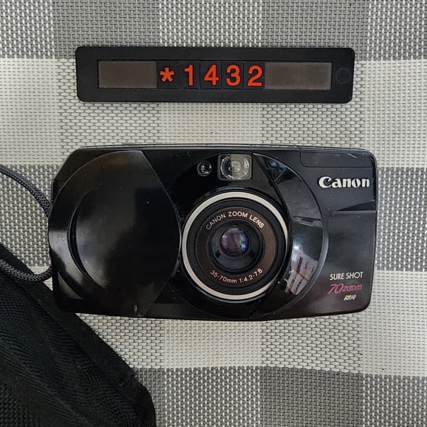 캐논 슈어샷 70 줌 AF 필름카메라 파우치포함