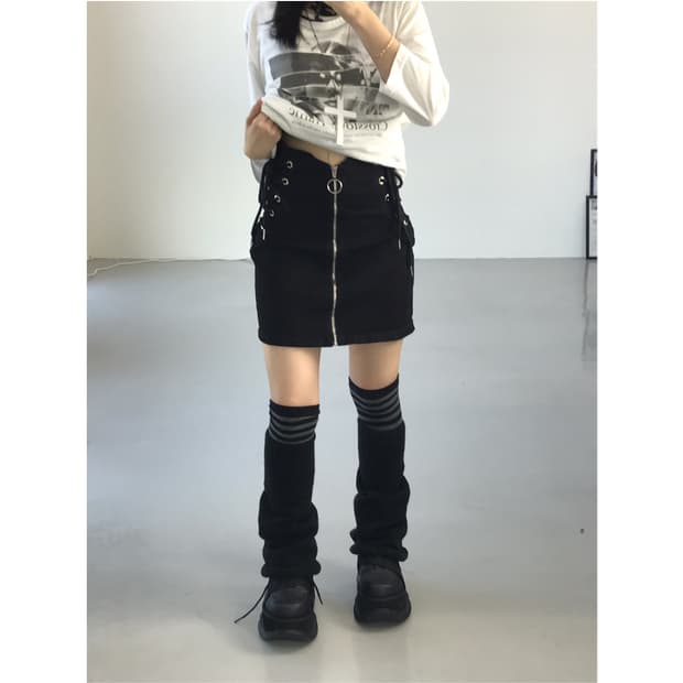 Jpn Black detail Mini Skirts