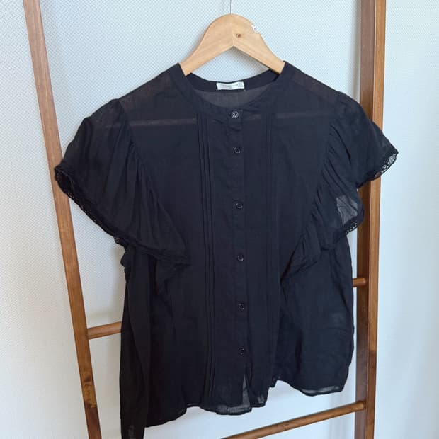 블랙 레이스 블라우스