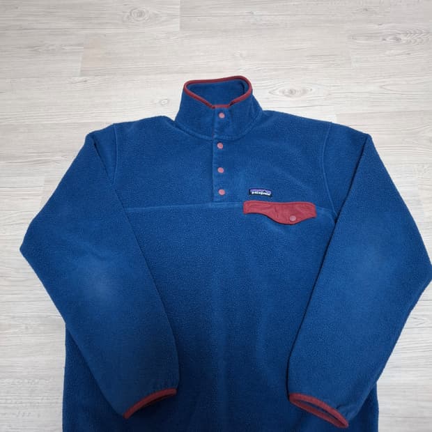 M 파타고니아 신칠라 슬레이트 블루/오렌지 플리스 풀오버 스냅티