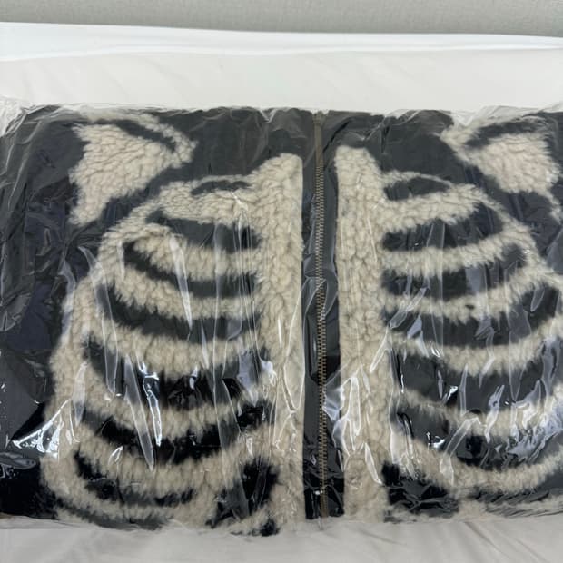 Kapital 본 패턴 보아 플리스 리버시블 자켓