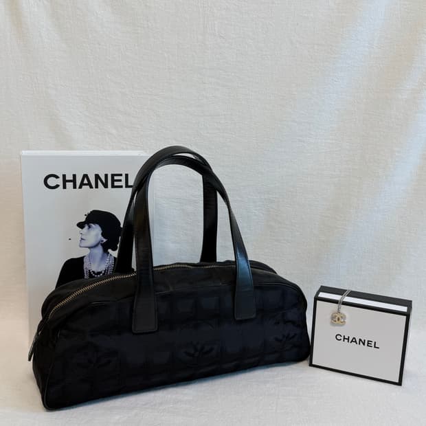 샤넬 뉴트래블백 라인 보스턴백 토트백 바게트백