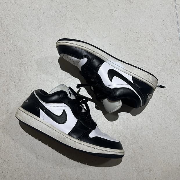 Nike Air Jordan 1 Low Black & White