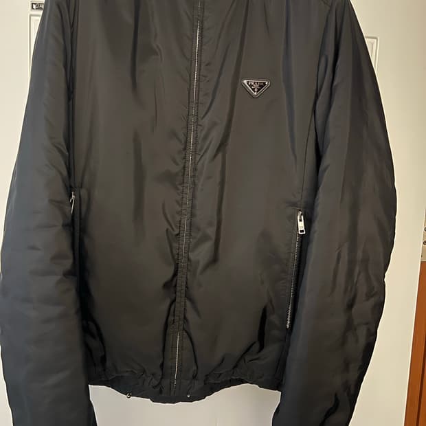 프라다 리버시블 경량패딩 후드 자켓 50