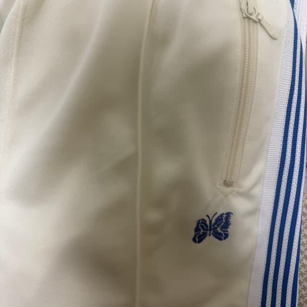 니들스 트랙 팬츠 판매