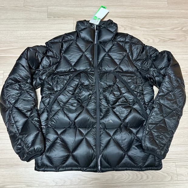 로아 하이킹 누나 800 필 파워 다운 자켓 블랙 M