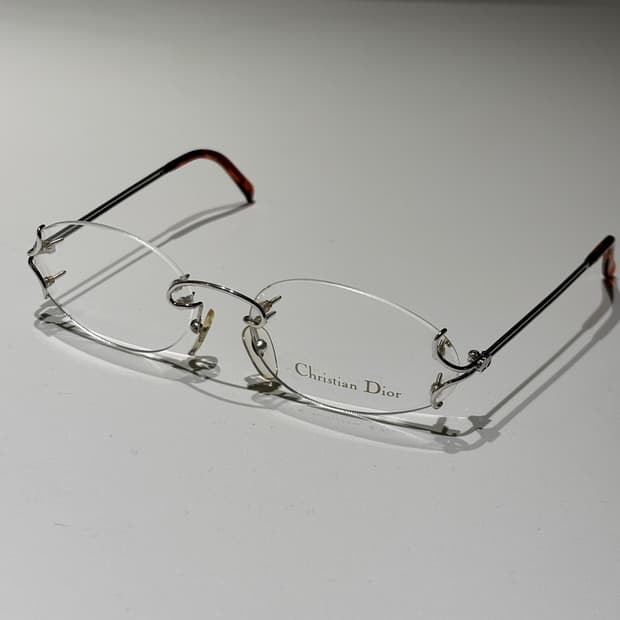 디올 무테 안경
