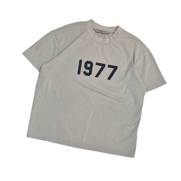 피어오브갓 에센셜 1977 반팔티