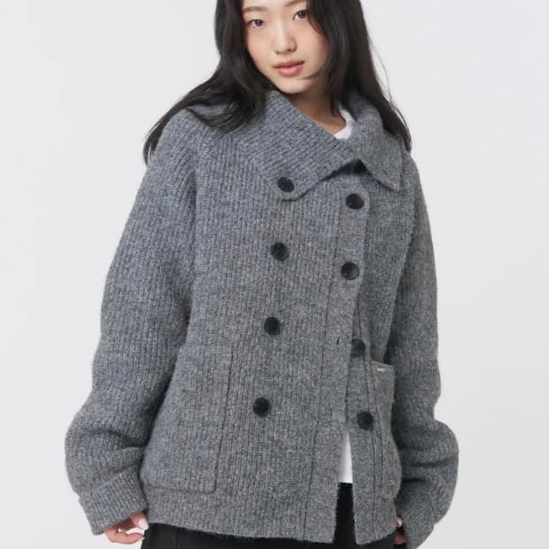 미세키서울 더블 버튼 볼드 니트 그레이