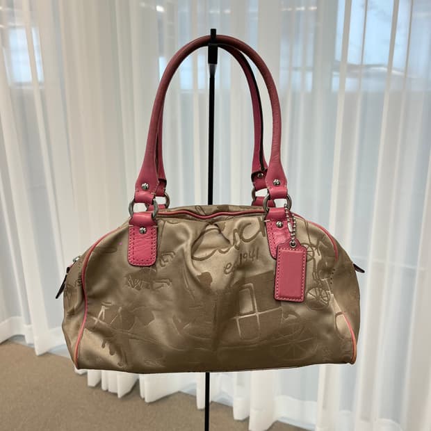 Coach Pink Point Beige Bag