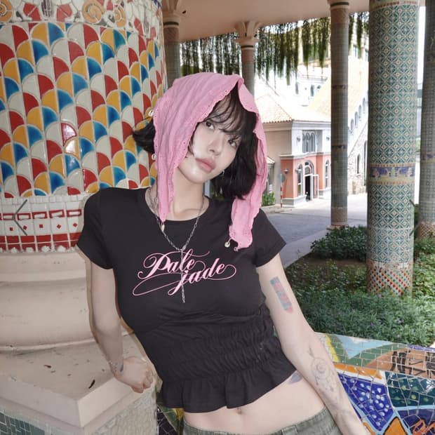 (새상품) 페일제이드 스모크 셔링 핑크 로고 티 블랙 S