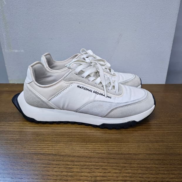 내셔널지오그래픽 스니커즈 