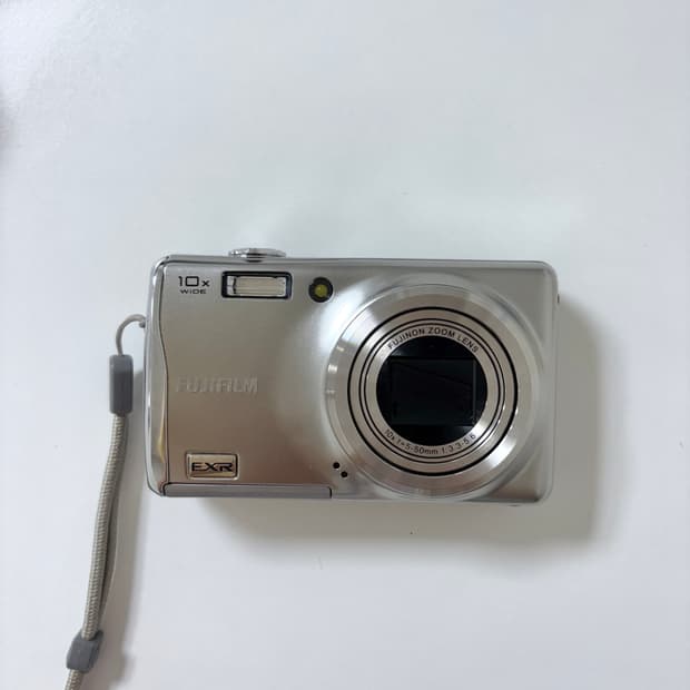 후지필름 파인픽스 f70exr