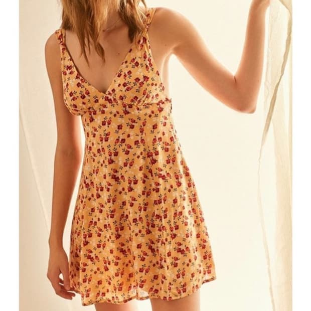 어반아웃피터스 spring dress 스프링 플라워 꽃 원피스