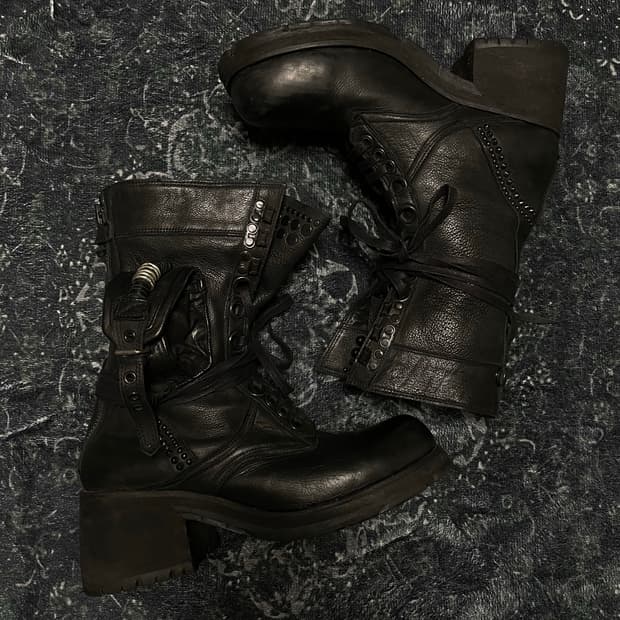 Kmrii chrome boots