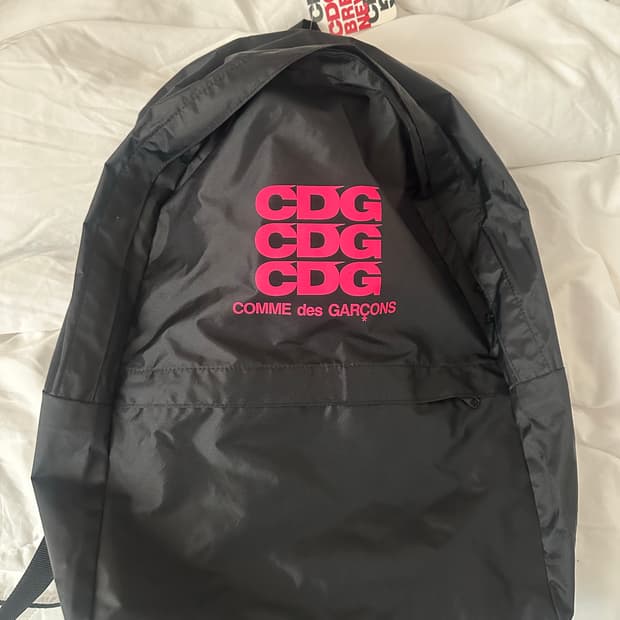 꼼데가르송 핑크 백팩 택달린 새상품