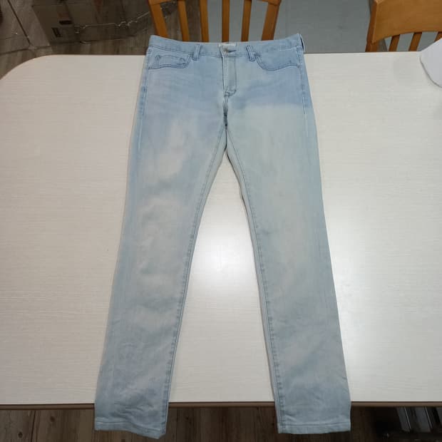 32 유니끌로 스판 슬림일자진 연청 32-359