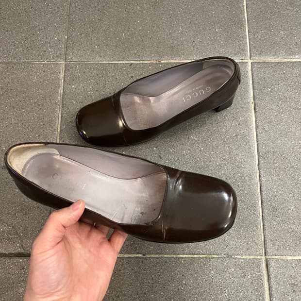 구찌 펌프스 힐