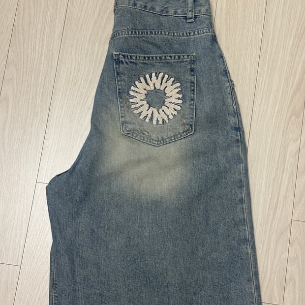 999휴머니티 CUTTING EDGE DENIM BURMUDA PANTS