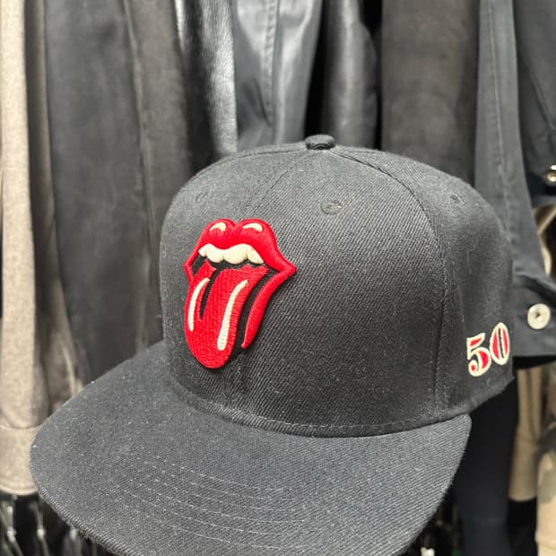 롤링 스톤즈 50주년 스냅백 블랙