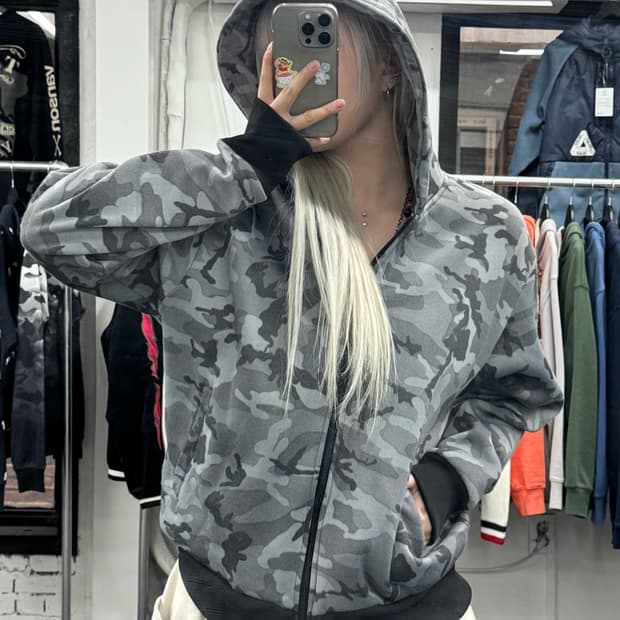 카라쿠리 타마시 오리엔탈 카모 후드집업