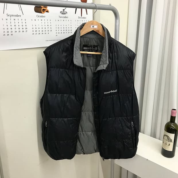 몽벨 유광 구스다운 패딩 조끼 베스트