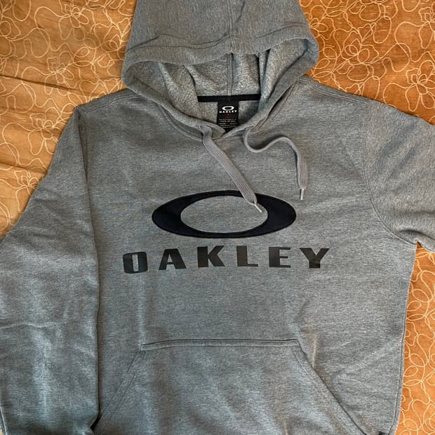 Oakley hood
