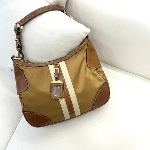 프라다 포코노 숄더백 (정품)