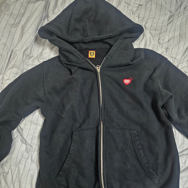 휴먼에이드 후드집업