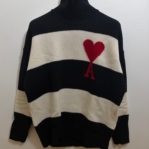 아미 정품 인타르시아 버진울100% 빅하트 터틀넥