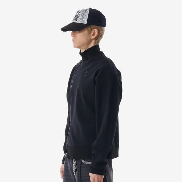 구매글) 아캄 사이드넥 집업 블랙 사이즈 2