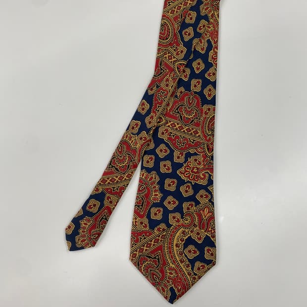 펜디 (FENDI) 페이즐리 명품 정품 넥타이