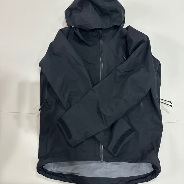 [M] 아크테릭스 리프 알파 LT 젠2.2 블랙 새상품