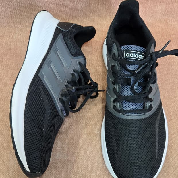 아디다스 260mm-  런팔콘 런닝화