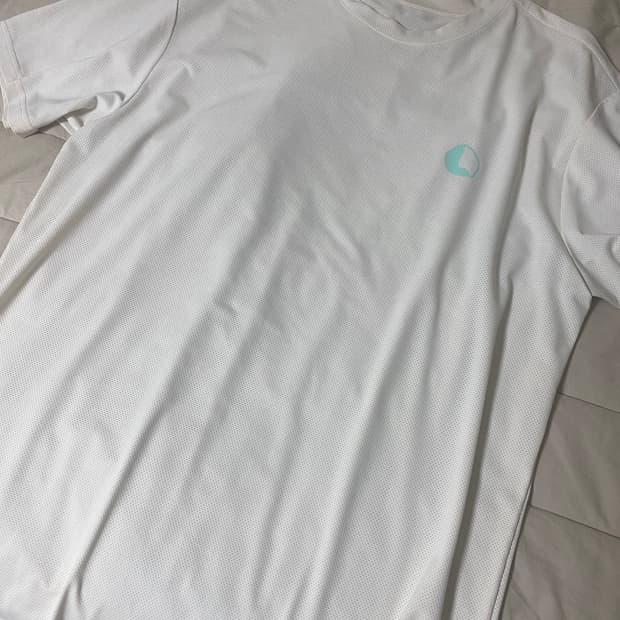 코유 KOYU QUICK DRY MESH 반팔 2사이즈 팝니다