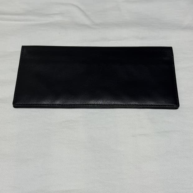 이세이 미야케(Issey Miyake) 롱 브레스트 지갑