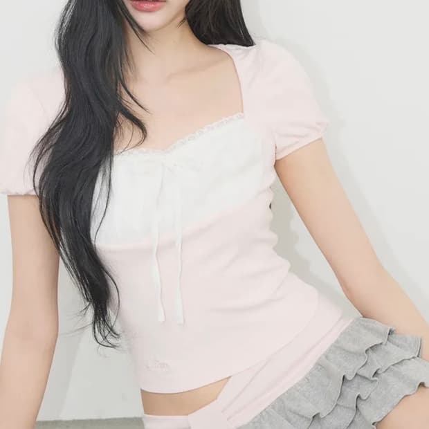 로지 레이스 스퀘어넥 티 핑크