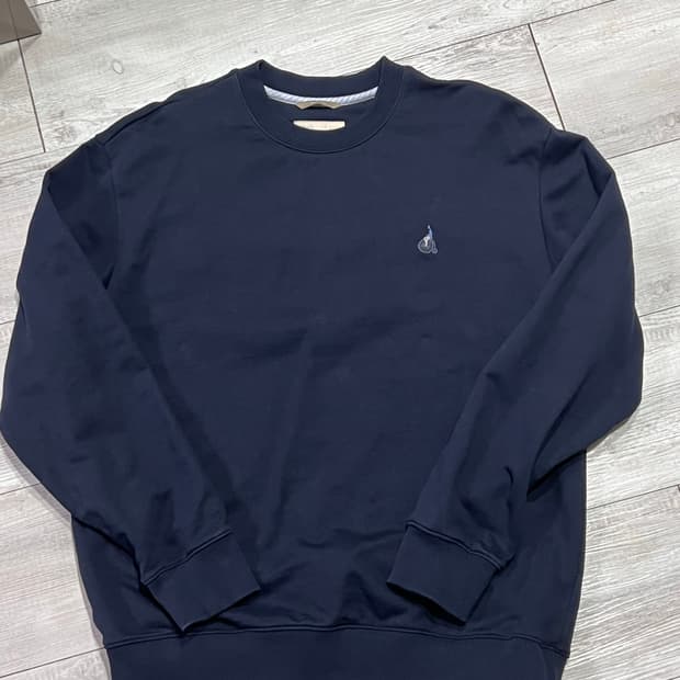 빈폴 맨투맨 네이비 M (100-105) 택 제거 세탁만