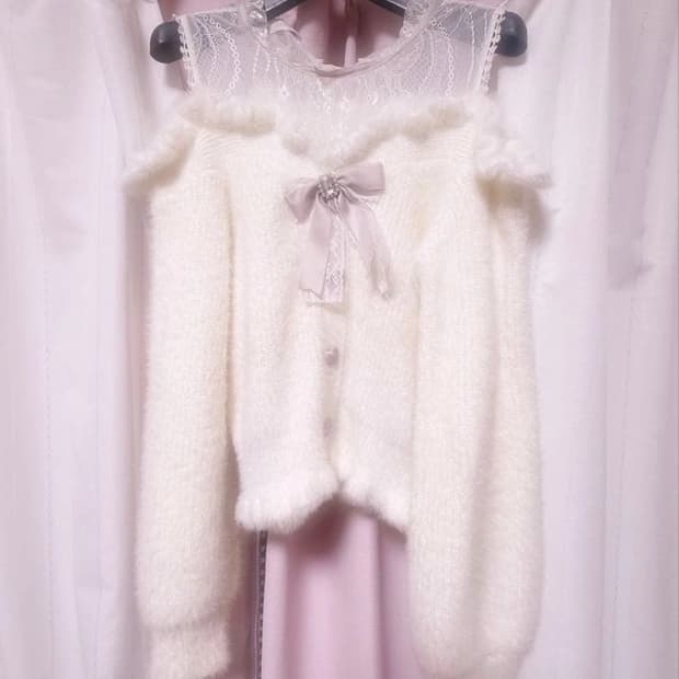 리즈리사 어깨 트임 니트 히메갸루