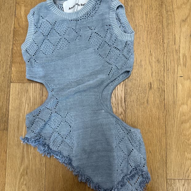 엔더슨벨 니트 슬리브리스