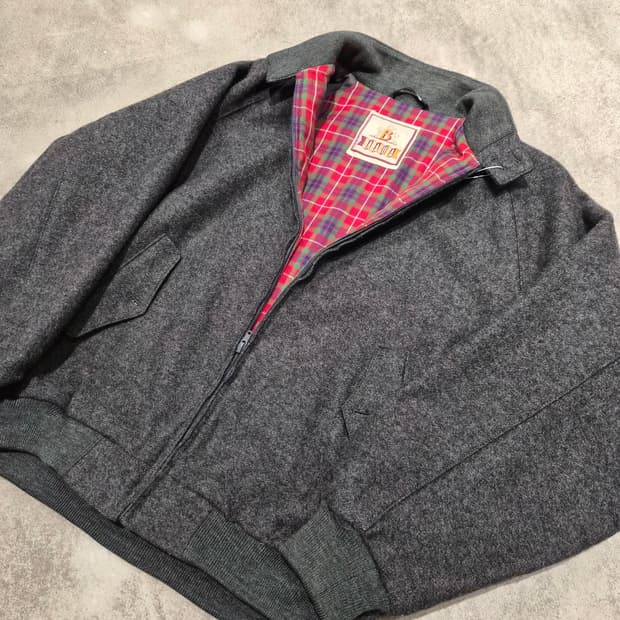 BARACUTA (바라쿠타) 울 바시티
