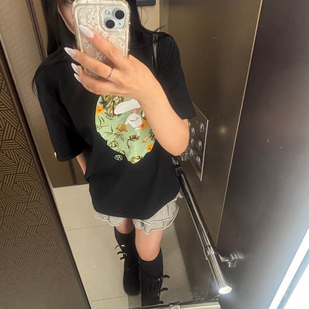 베이프 플라워 프린팅 티셔츠